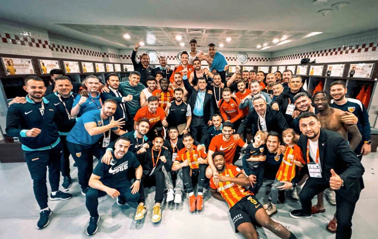 Kayserispor’dan Yeni Teknik Direktör Hamlesi