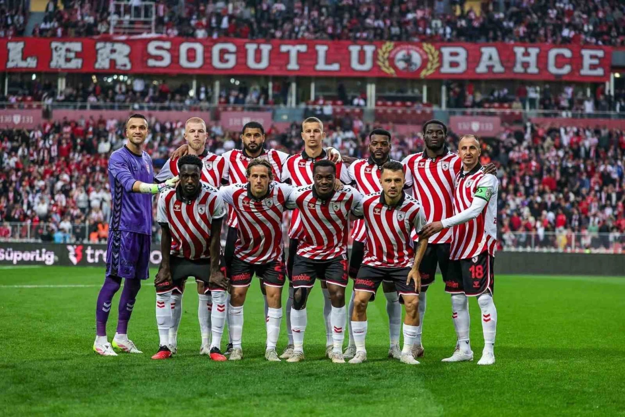 Samsunspor’dan Tarihi Başarı