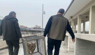 Tilki,  Camide Saklanarak Yakalandı