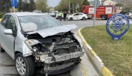 Kavşakta Çarpışan Araçlarda Korkutan Anlar: 1 Yaralı