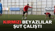 Kırmızı Beyazlılar Şut Çalıştı