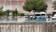 Yolda Karşıya Geçmeye Çalışan Genç Kız Yaralandı