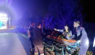 Yaralı Halde Sigara Yaktı, Ekipler Müdahale Etti