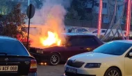 Park Halindeki Araçta Alevler Çıktı