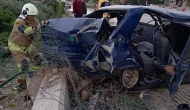 Kaldırıma Çarpan Tofaş’ta 4 Kişi Yaralandı