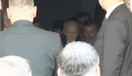 MHP Lideri Devlet Bahçeli Partilileri Balkondan Selamladı