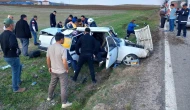 Tofaş marka otomobil takla attı 4 yaralı