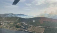 İzmir Urla’da Makilik Alanda Çıkan Yangına Müdahale Sürüyor