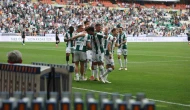 Konyaspor’dan Tarihi Seri ve Ligde Kalma Sevinci