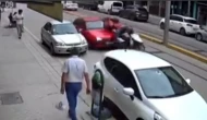 Kuryeye Çarpıp Kaçtı