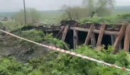 Sağanak Yağış Ahır Çatısını Çökertti