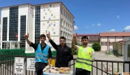 Sivas Ülkü Ocakları’ndan LGS Adaylarına İkram Desteği