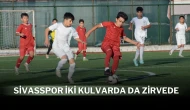 Sivasspor İki Kulvarda Da Zirvede