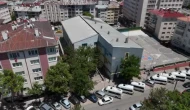 Sivas’ta Öğrencilerden Durak Baba Mezarına Özenli Bakım
