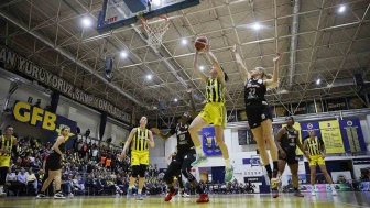 enerbahçe Opet, Mersin’i Mağlup Ederek Play-Off Final Serisinde 2-0 Öne Geçti