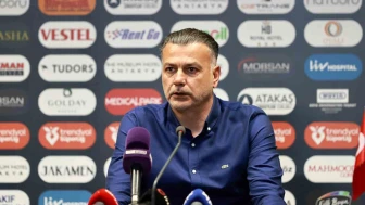 Atakaş Hatayspor Teknik Direktörü Murat Şahin: "İlk Yarı Beyaz, İkinci Yarı Siyah Bir Maçtı"