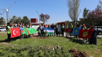 Sivas Cumhuriyet Üniversitesi’nde Türk Dünyası Temalı Fidan Dikim Etkinliği