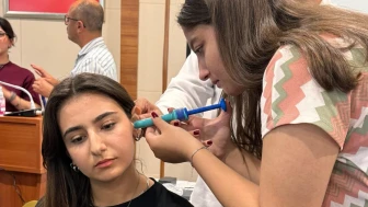 Sivas Cumhuriyet Üniversitesi’nde İşitme Cihazları Uygulama Semineri Düzenlendi