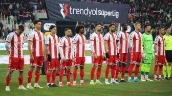 Sivasspor’da Sakatlık Zinciri Devam Ediyor! Taraftarlar Endişeli