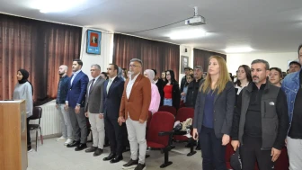 Gemerek MYO’da “Finansal Gelişmeler Işığında Temel ve Teknik Analiz” Konferansı Düzenlendi