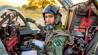 İlk Pakistanlı Kadın Savaş Pilotu Ayşe Faruk Kimdir, Kaç Yaşında, Nereli?
