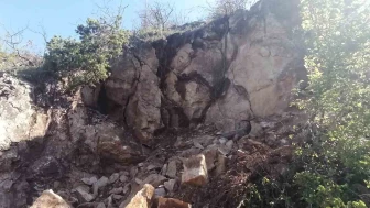 Kopan Kaya Parçaları Korkuttu