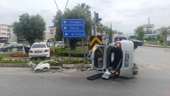 Takla Atan Otomobilden Sürücü Sağ Çıktı