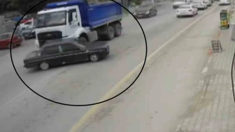 Kamyon, Otomobili Oyuncak Gibi Sürükledi