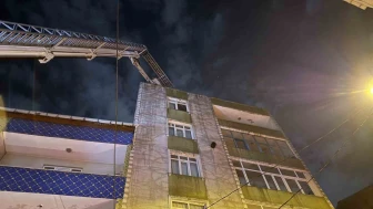 7 Katlı Binada Gece Yarısı Alevler