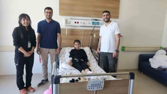 Midesinden Saç Yumağı Çıktı