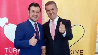 KRT TV’nin Sahibi Fırat Bozfırat Kimdir? Nereli, Kaç Yaşında? Eşi Kim?