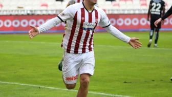 Sivasspor'un Yıldızı Rey Manaj İçin Karadeniz Kulüpleri Rakip Oldu!