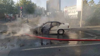 LPG’li Araç Yandı Hurdaya Döndü
