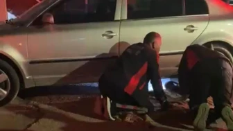 Sıkışan Kediler İtfaiye Ekipleriyle Kurtarıldı
