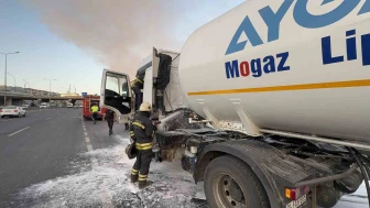 Trafiği Felç Eden Tanker Yangını