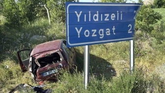 Sivas’ta Otomobil Şarampole Uçtu: 1’i Ağır 3 Yaralı