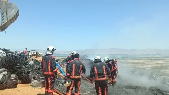 Şantiyede Elektrik Kablosu Yangını