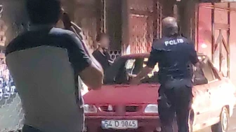 Sevgilisinden Ayrılan Genç Sokak Ortasında İntihar Girişiminde Bulundu