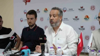 Antalyaspor Başkanı Sinan Boztepe Görevinden Ayrılacağını Açıkladı