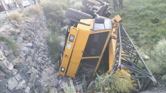 Erzurum’da Devrilen Vincin Altında Kalan Operatör Yaşamını Yitirdi