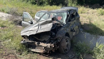 Malatya’da Otomobil Şarampole Devrildi: 7’si Çocuk 10 Yaralı