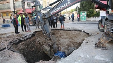 SU KESİNTİLERİ VATANDAŞLARI OLUMSUZ ETKİLİYOR