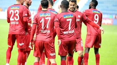 25 GOL ATILDI