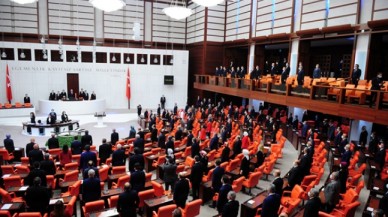 TEKLİF YASALAŞTI