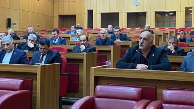 GÜRÜN’DE DEPREMDEN ETKİLENDİ