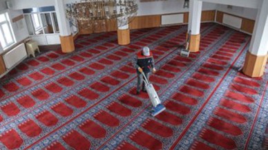 CAMİLER TEMİZLENDİ