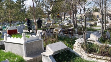 YAS BAYRAMI GELENEĞİ KALDIRILAMIYOR