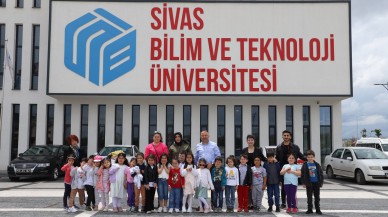 SBTÜ ZİYARETÇİLERİNİ KABUL ETMEYE DEVAM EDİYOR