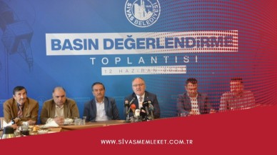 BİLGİN GAZETECİLERLE BİR ARAYA GELDİ