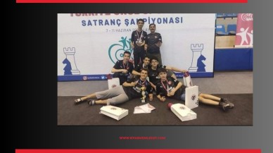 SATRANÇTA BÜYÜK BAŞARI